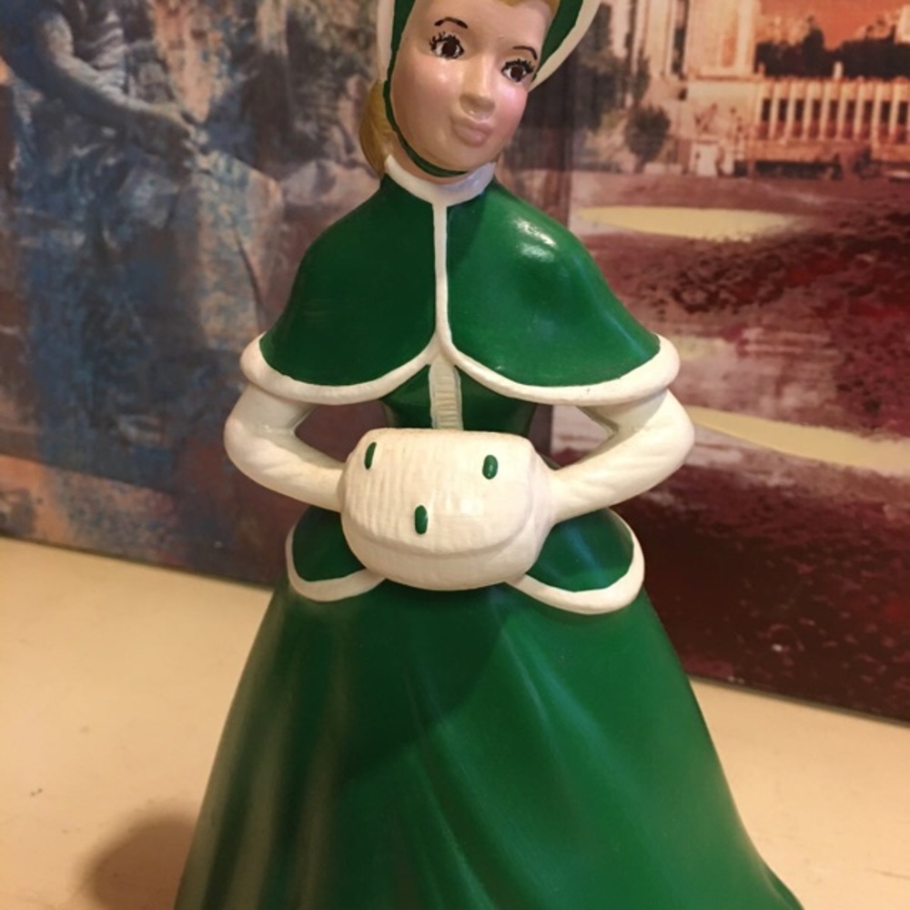 VTG Holland Mold Victorian Lady Figure Hand Painted Ceramic - Picture 4 of 9
